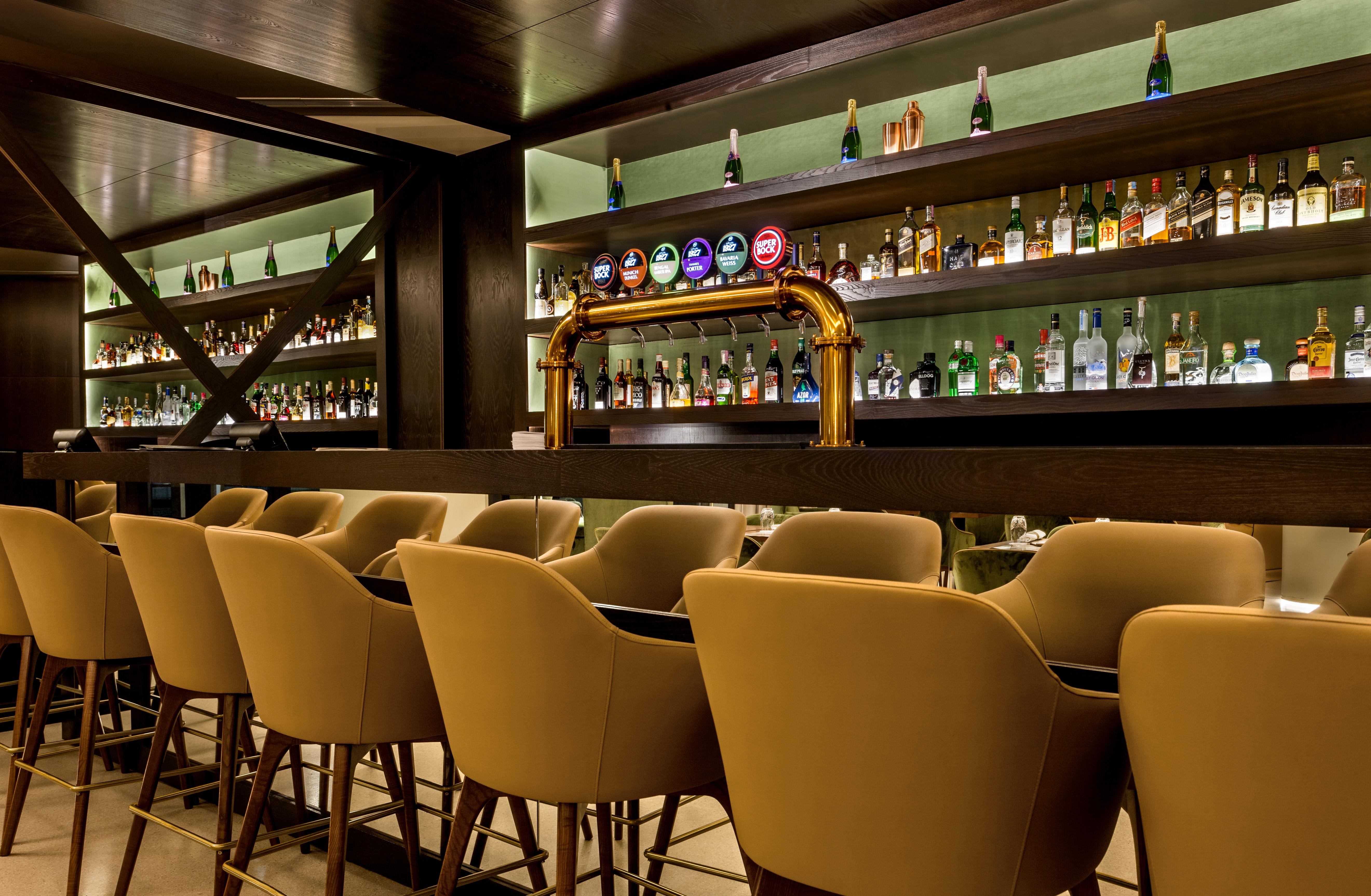 大西洋亚速尔格兰德酒店 蓬塔德尔加达 外观 照片 The bar at the 101 bar